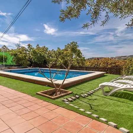 Gorgeous In With Swimming Pool Holiday home Trapiche (Malaga)