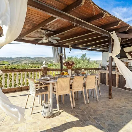 Gorgeous In With Swimming Pool Holiday home Trapiche (Malaga)