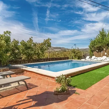 Gorgeous In With Swimming Pool Holiday home